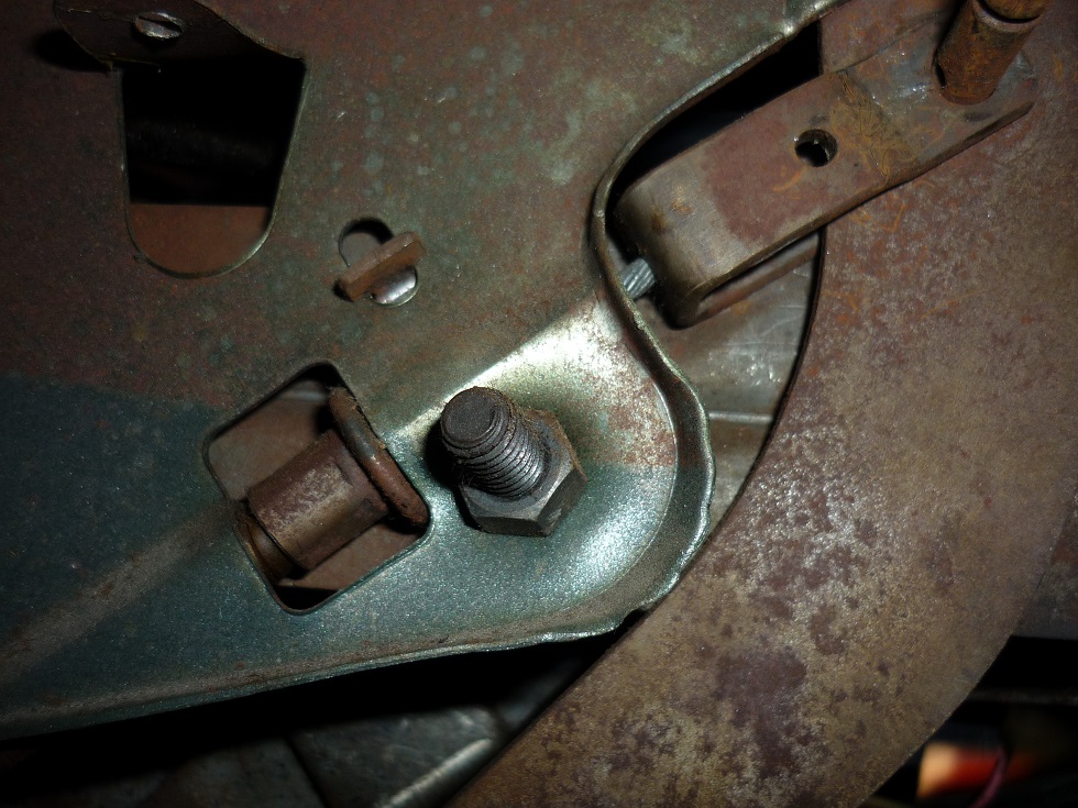 Attached picture 5-16 Parking Brake1.jpg